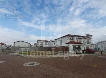 Terreno / Lote · 237m² · Venta de Terreno Esquinero en Urbanización Terranostra - Vía a La Costa Km 13.5 Ak