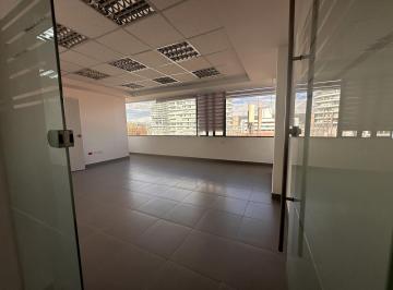 Oficina comercial · 398m² · 6 Estacionamientos · Alquiler Oficina Centro Norte Sector Iñaquito