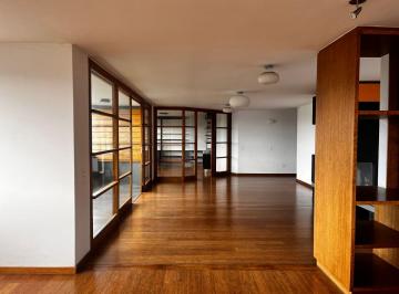 Departamento de 4 habitaciones, Quito · Alquiler de Departamento en La González Suárez