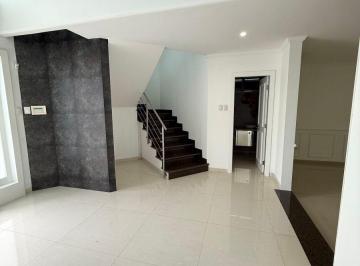 Casa de 3 habitaciones, Guayaquil · Vendo Casa en Los Parques (Zona Ceibos)
