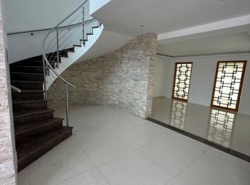 Casa de 4 habitaciones, Guayaquil · Vendo Casa en Los Parques/ Zona Ceibos