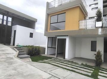 Casa de 3 habitaciones, Quito · Casa Vip por Estrenar Sector Calderón Dentro de Conjunto Habitacional