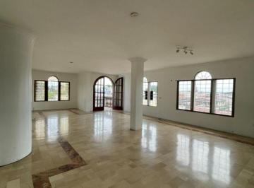 Departamento de 4 habitaciones, Guayaquil · Los Almendros - Departamento 226 m² - en Venta - Excelente Ubicacion!
