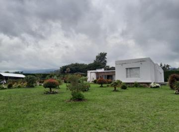 Hacienda-Quinta de 2 habitaciones, Quito · Vendo Hermosa Quinta de 4000 m² en El Quinche