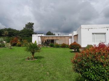 Hacienda-Quinta de 2 habitaciones, Quito · Vendo Hermosa Quinta de 4000 m² en El Quinche