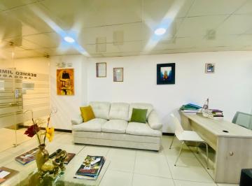 Oficina comercial de 2 habitaciones, Quito · Se Vende Oficina