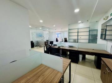 Oficina comercial , Quito · Amplia Oficina en Venta