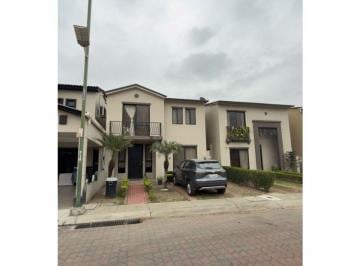Casa de 4 habitaciones, Daule · Venta de Casa de Cuatro Dorm. en Urb. Villa Club Etapa Omega