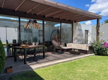 Casa de 4 habitaciones, Quito · Casa de Venta, un Piso, Tumbaco