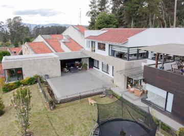Casa de 5 habitaciones, Cuenca · Casa en Venta en San Joaquin