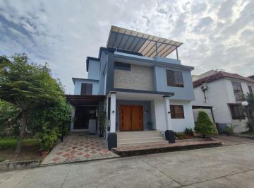 Casa de 4 habitaciones, Portoviejo · Casa de Venta en Portoviejo Sector de Picoaza