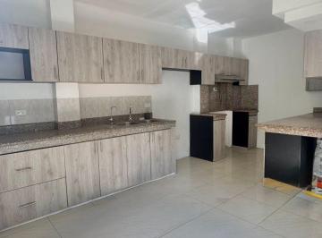 Casa · 148m² · 3 Habitaciones · 1 Estacionamiento - Diana Salvador Bienes Raices · Vendo Casa en Belohorizonte Tres Dorm. Cada Uno con Su Baño Patio Enorme Más Suite