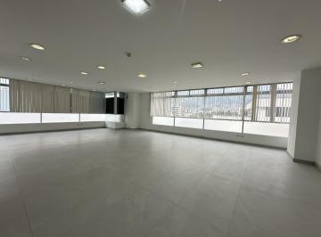 Oficina comercial · 82m² · 2 Estacionamientos · Alquiler Oficina Centro Norte de Quito Sector La Coruña