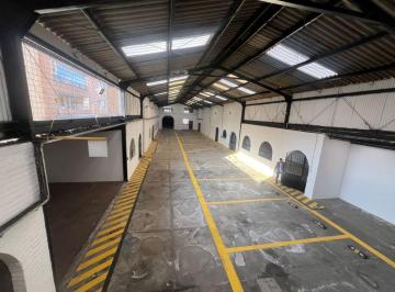 Local comercial , Quito · Local Comercial con 14 Oficinas