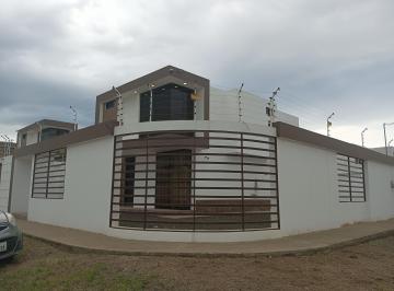 Casa de 3 habitaciones, Portoviejo · Alquilo Casa Amoblada Independiente