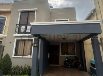 Casa · 142m² · 3 Habitaciones · 2 Estacionamientos · Venta de Casa en Villa Club Etapa Estelar