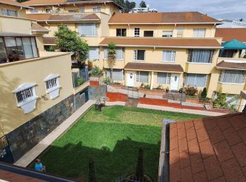 Casa de 4 habitaciones, Quito · Venta Casa Conjunto Cerrado 325 m Cons 4 Dorm, c/u Dorm con Baño Mas Terrazas, Empleada con Baño