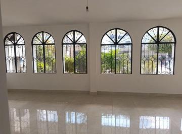 Departamento de 3 habitaciones, Guayaquil · Ceibos, Vendo Departamento Planta Baja.