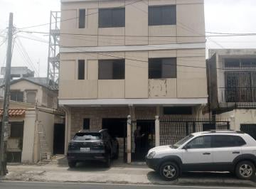 Casa de 3 habitaciones, Guayaquil · Centro Tulcan & Carchi