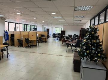 Oficina comercial , Quito · Oficina Comercial de 300 m² en Alquiler en El Bosque