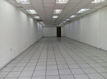Local comercial · 150m² · 3 Habitaciones · 1 Estacionamiento · Villaflora, Local Comercial en Renta, 150 m²