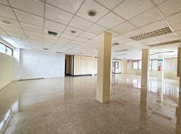 Oficina comercial , Guayaquil · Oficina en Alquiler 6to Piso con Ascensor y Parqueos - Av Carlos Julio Arosemena, Norte Guayaquil
