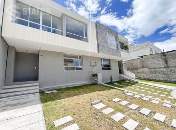Casa · 123m² · 3 Habitaciones · 2 Estacionamientos · Casa de Venta, Sector La Armenia II - Cerca Parque Metropolitano