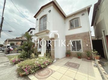Casa de 4 habitaciones, Guayaquil · Venta Casa 4 Dorm. Semiamoblado - Km 17 - Av León Febres Cordero