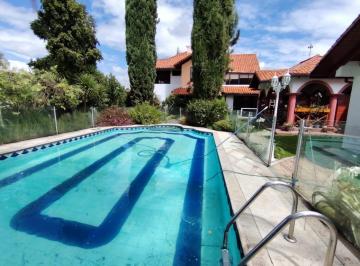 Hacienda-Quinta · 700m² · 5 Habitaciones · 7 Estacionamientos · Casa - Los Chillos
