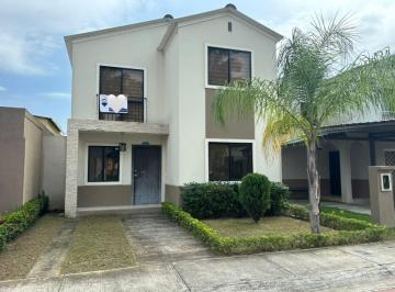Casa de 3 habitaciones, Daule · Venta Casa La Joya Topacio - T. del Valle