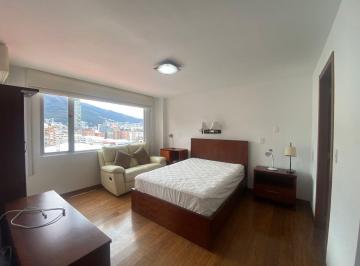 Departamento de 3 habitaciones, Quito · Departamento de 127 m² con 3 Habitaciones Amoblado en Alquiler en La Carolina