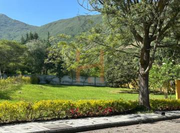 Terreno / Lote , Quito · Terreno de Venta en Tumbaco Sector Pachosalas, Linda Vista, 1164 m², Urbanización con Seguridad 24/7.