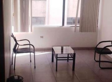 Consultorio de 3 habitaciones, Quito · Arriendo Consultorio Médico Sector La Carolina