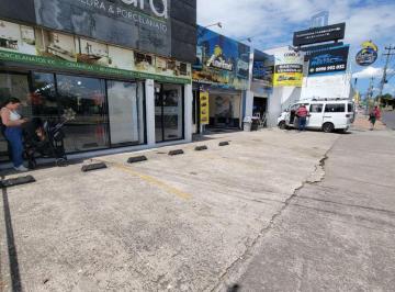 Local comercial , Quito · Local Comercial en Alquiler/ Sector El Labrador / 131 m / Parque Bicentenario.