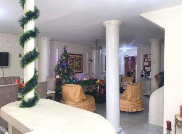 Casa · 72m² · 3 Habitaciones · Casa en Venta en Abel Gilbert, Centro de Durán Lauc
