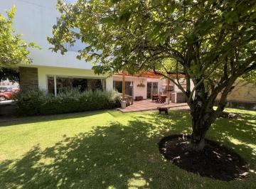jardin posterior · Casa de Venta en Tumbaco en Conjunto Privado