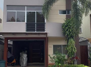 Casa de 4 habitaciones, Guayaquil · Propiedad en Belo Horizonte