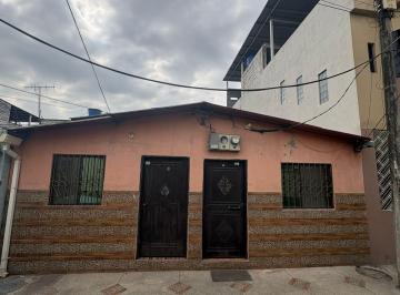 Casa de 3 habitaciones, Guayaquil · Propiedad Rentera en La Guangala Atrás del Mall del Sur