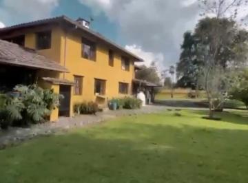 Casa de 18 habitaciones, Quito · Vendo Hermosa Finca 7390 m² Tres Casas Sector Ontaneda Alta Conocoto Los Chillos
