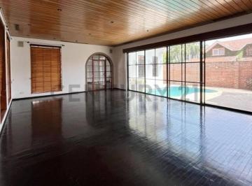 Casa · 529m² · 3 Habitaciones · 1 Estacionamiento · Casa en Alquiler — Primeros Km de Samborondón