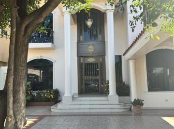 Casa de 4 habitaciones, Guayaquil · Venta de Casa en Samborondon 312 m² Tiene 4 Habitaciones