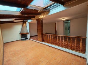 Casa de 3 habitaciones, Quito · Casa en Renta 3 Dorm. Mas Estudio, Patio, Bbq en Conjunto California Alta