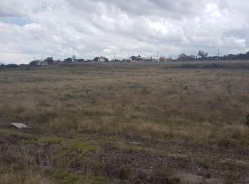Terreno / Lote , Quito · Terreno de 5 Héctareas de Venta en Yaruqui