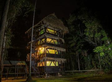Edificio-Hotel-Fabrica · 2000m² · 20 Habitaciones · Lodge en Venta Reserva Ecologica Cuyabeno