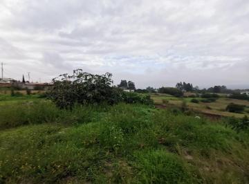 Terreno / Lote · 900m² · Terreno en Venta 700 m² Urbanización Betania Valle de Los Chillos