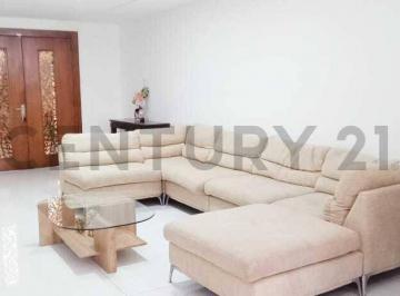 Casa · 350m² · 3 Habitaciones · 2 Estacionamientos · Casa Amoblada en Alquiler en Los Ríos – Quevedo