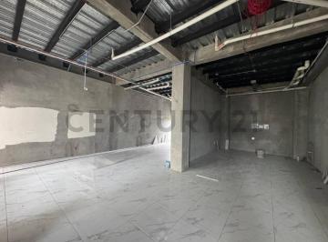 Local comercial · 80m² · Alquiler de Local Comercial en Plaza Criscentro Shopping