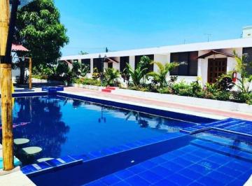 Casa · 350m² · 10 Habitaciones · 7 Estacionamientos · Venta Casa Vacacional Esmeraldas Tonsupa