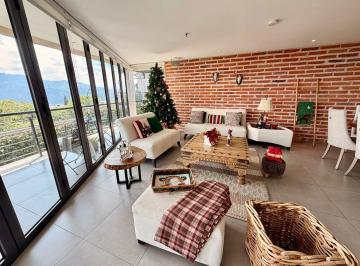 Departamento · 170m² · 3 Habitaciones · 2 Estacionamientos · Venta Departamento 170 m² + Jardín San Juan Cumbaya
