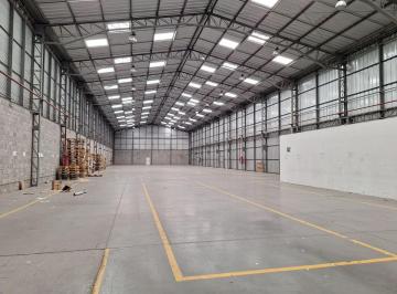 Bodega-Galpón , Quito · Bodega Industrial con Guardiania 800 m de Construcccion